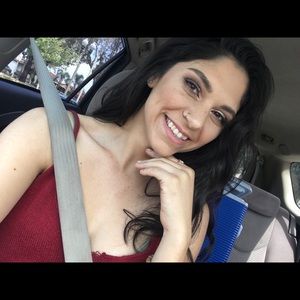 Meet your Posher, Kelly